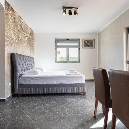 Delfin Apartments Сутоморе Екстер'єр фото