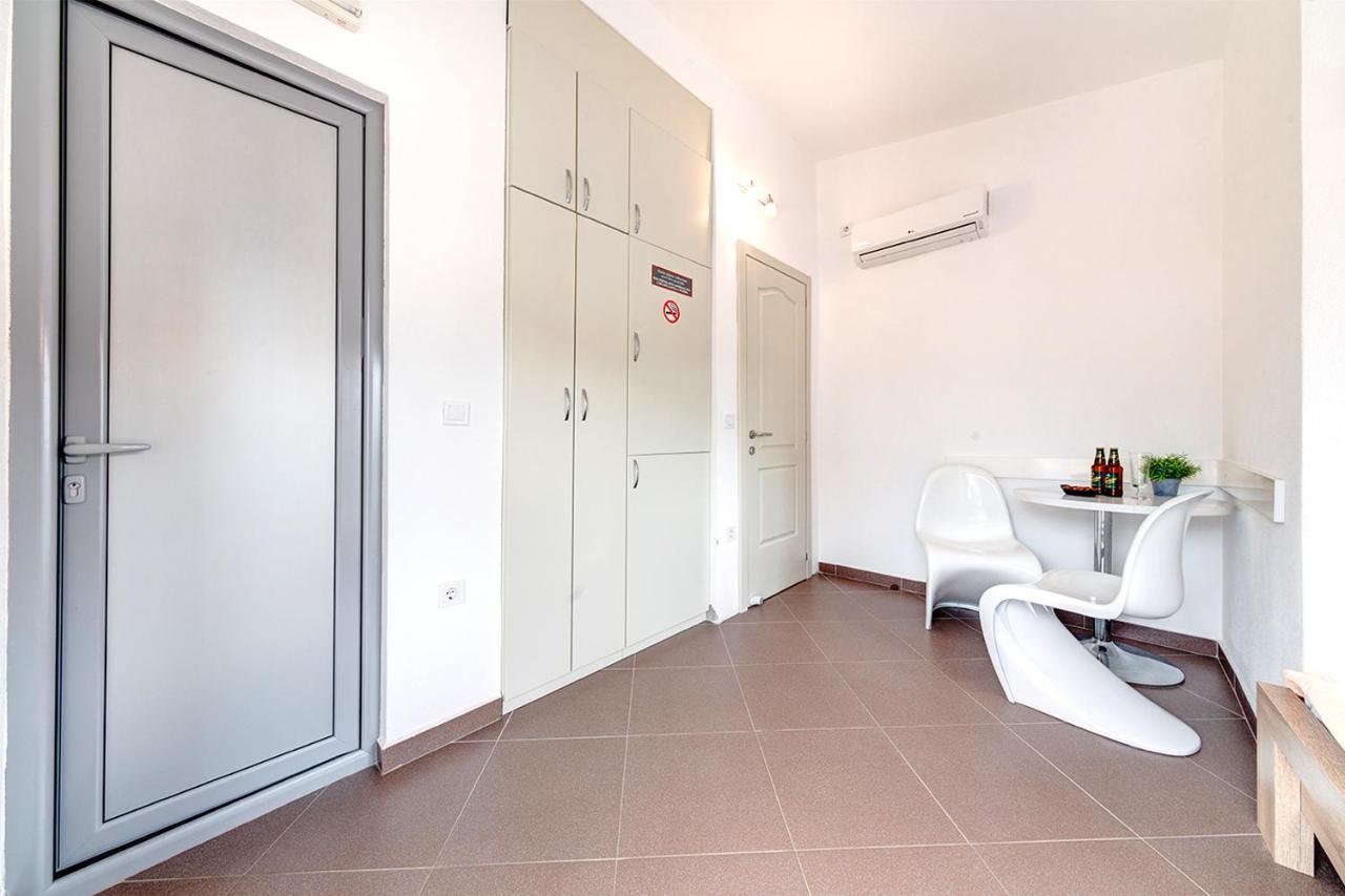 Delfin Apartments Сутоморе Екстер'єр фото