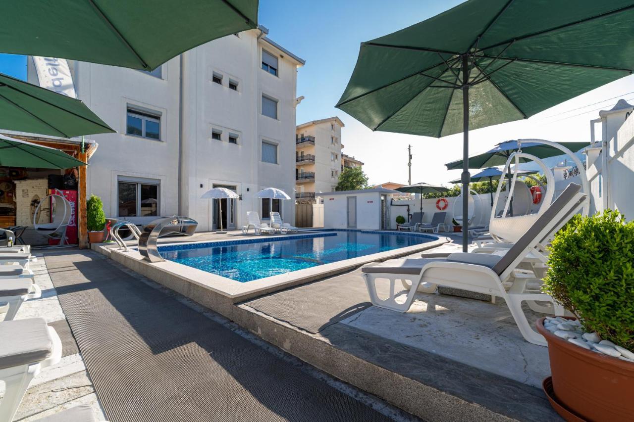 Delfin Apartments Сутоморе Екстер'єр фото