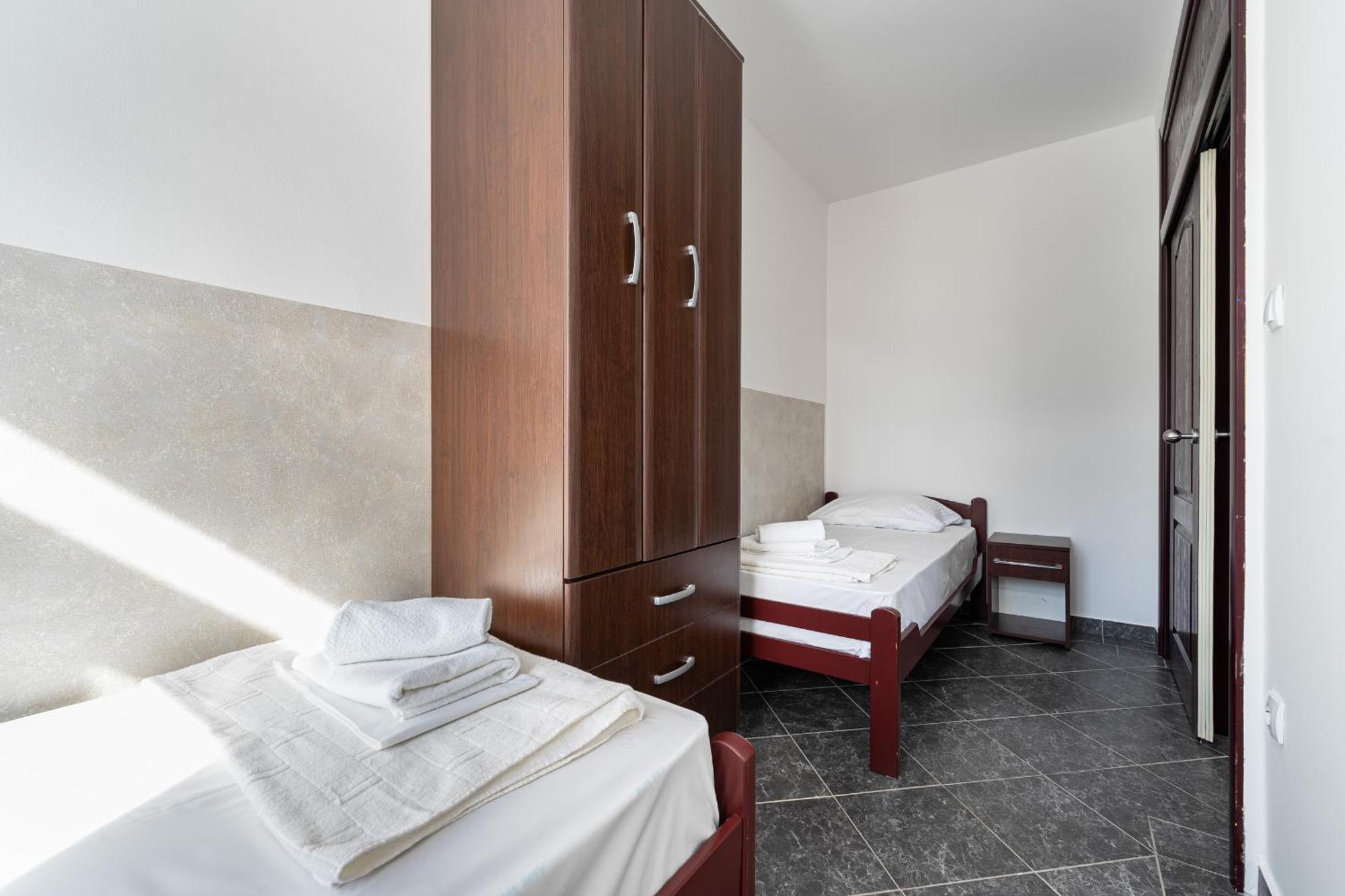Delfin Apartments Сутоморе Екстер'єр фото