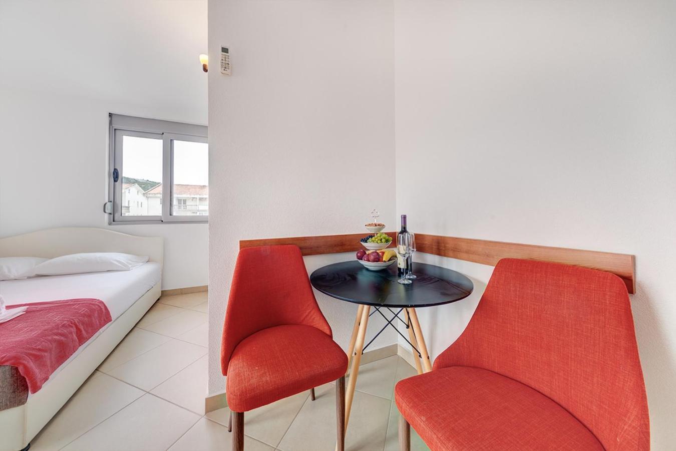 Delfin Apartments Сутоморе Номер фото